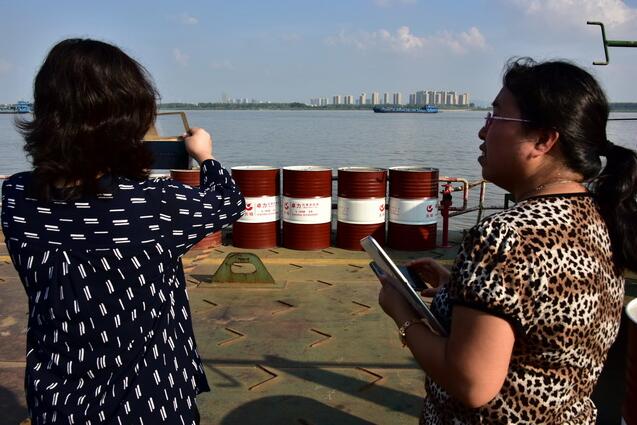 废弃危化品处置争议持续发酵 专家称“环境监管